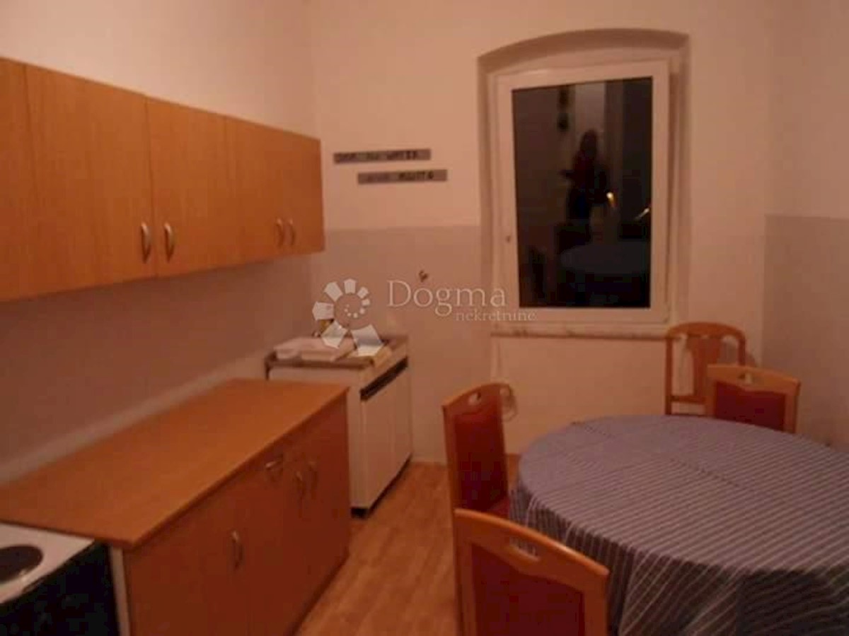 Apartma Na predaj - PRIMORSKO-GORANSKA RIJEKA