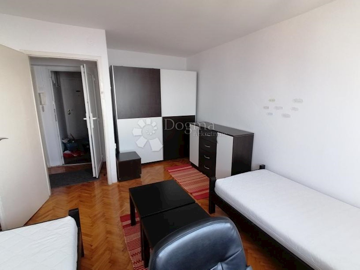 Apartma Na predaj - PRIMORSKO-GORANSKA RIJEKA