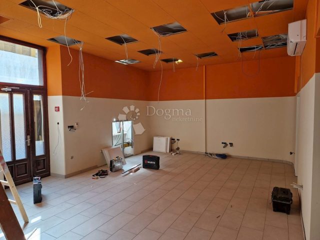 Komerčné na predaj 105 m² – Rijeka