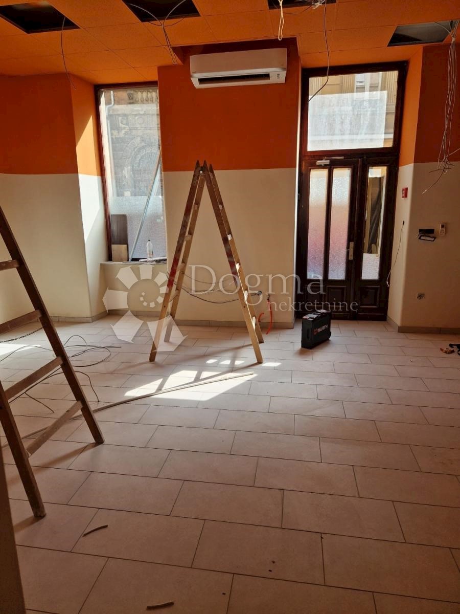 Poslovni prostor Na prodaju - PRIMORSKO-GORANSKA RIJEKA