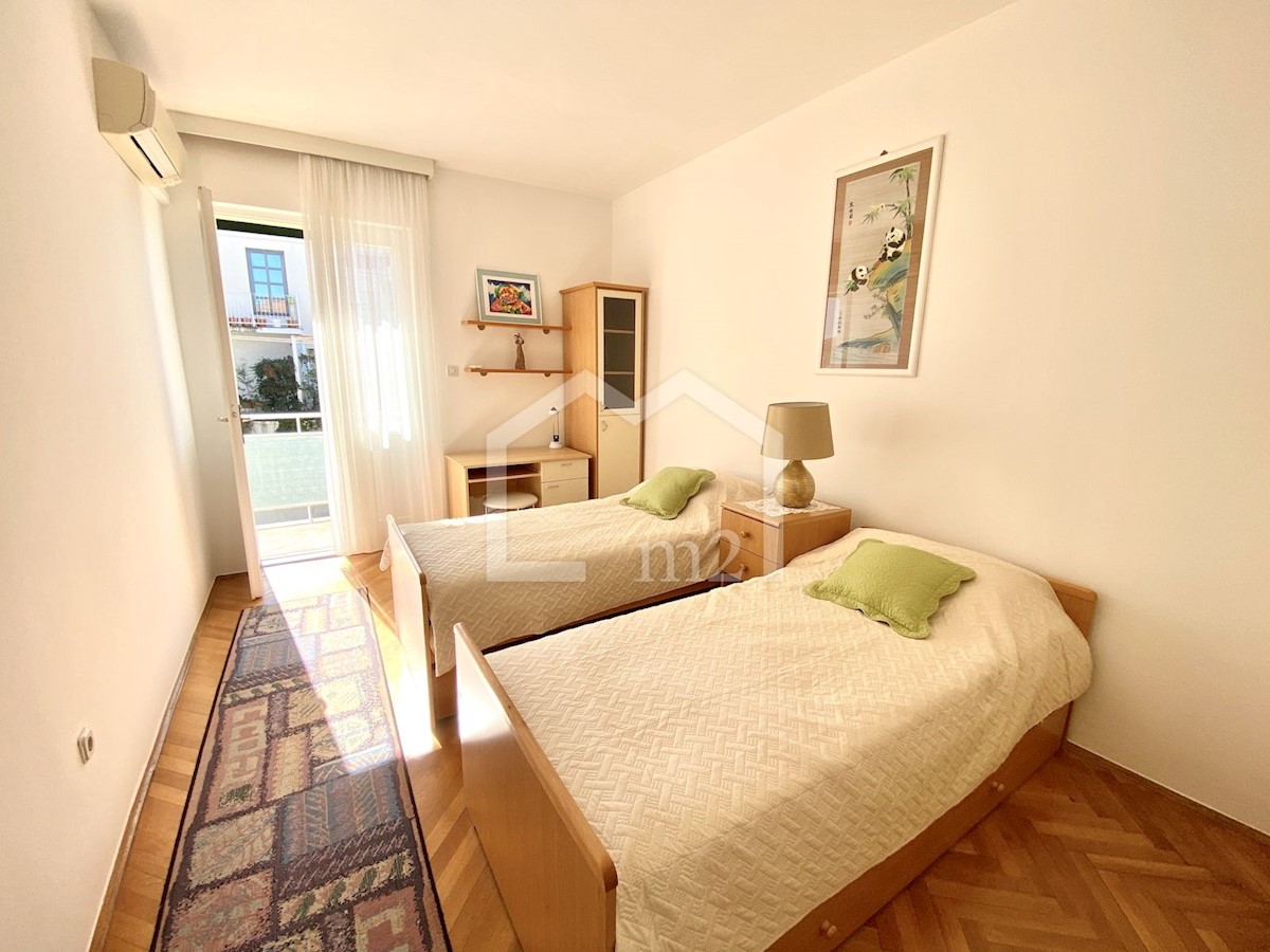 Flat For rent - SPLITSKO-DALMATINSKA SPLIT