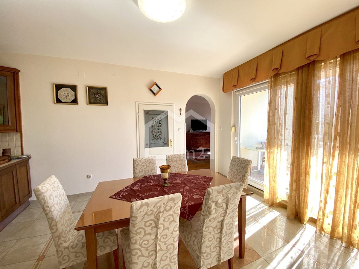 Flat For rent - SPLITSKO-DALMATINSKA SPLIT