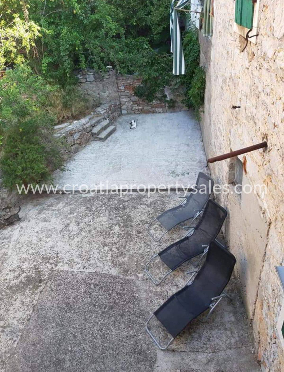 Hiša Na predaj - SPLITSKO-DALMATINSKA HVAR