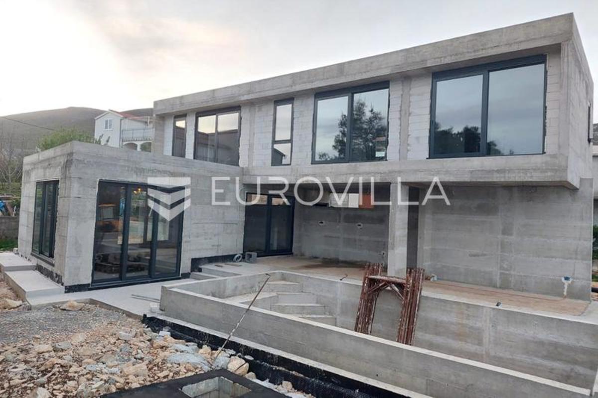 Casa In vendita - SPLITSKO-DALMATINSKA KAŠTELA