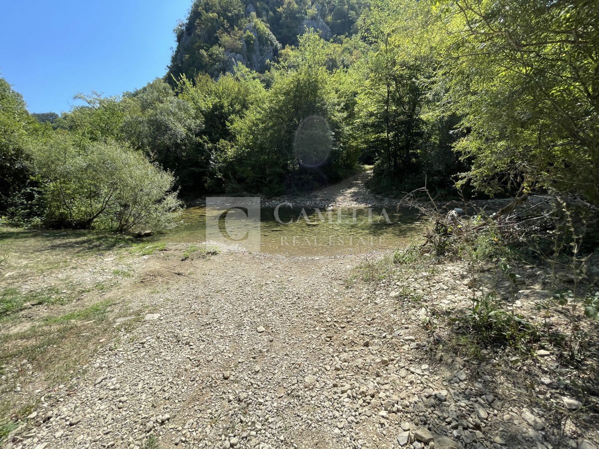 Land For sale - ISTARSKA OPRTALJ