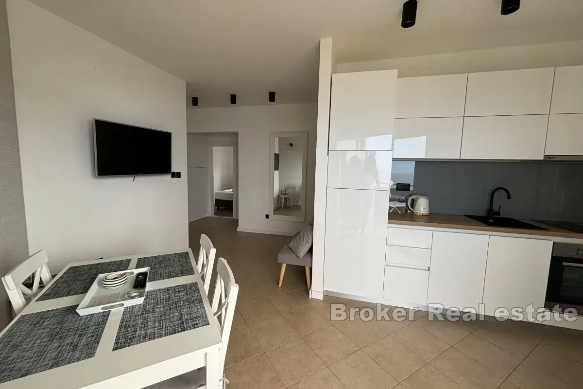 Apartma Na predaj - ŠIBENSKO-KNINSKA ROGOZNICA