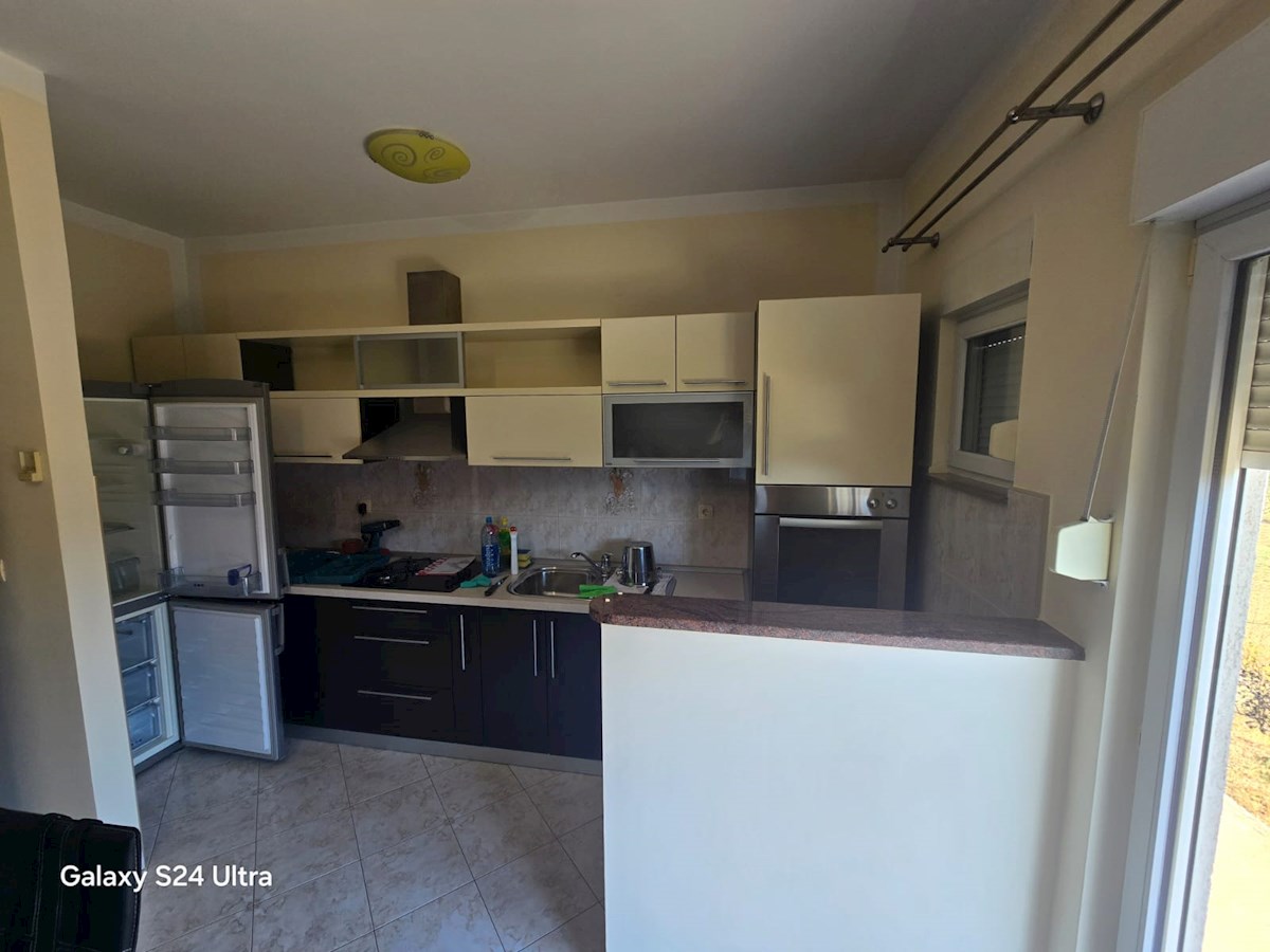 Apartment Zu vermieten - SPLITSKO-DALMATINSKA KAŠTELA