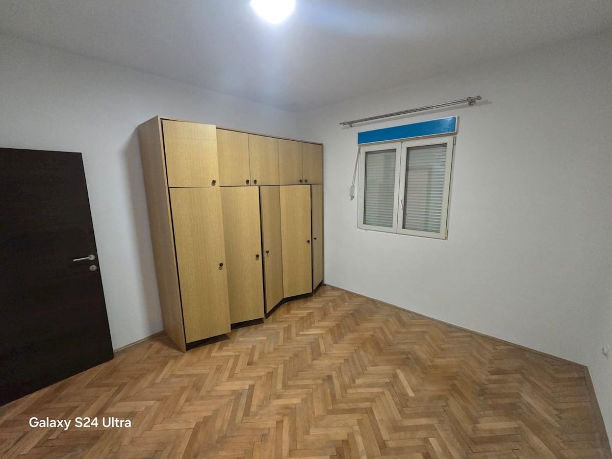 Flat For rent - SPLITSKO-DALMATINSKA KAŠTELA