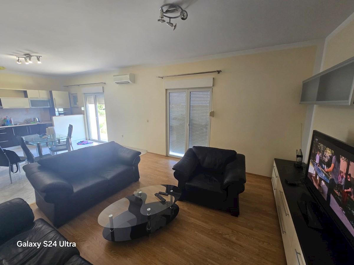 Apartment Zu vermieten - SPLITSKO-DALMATINSKA KAŠTELA