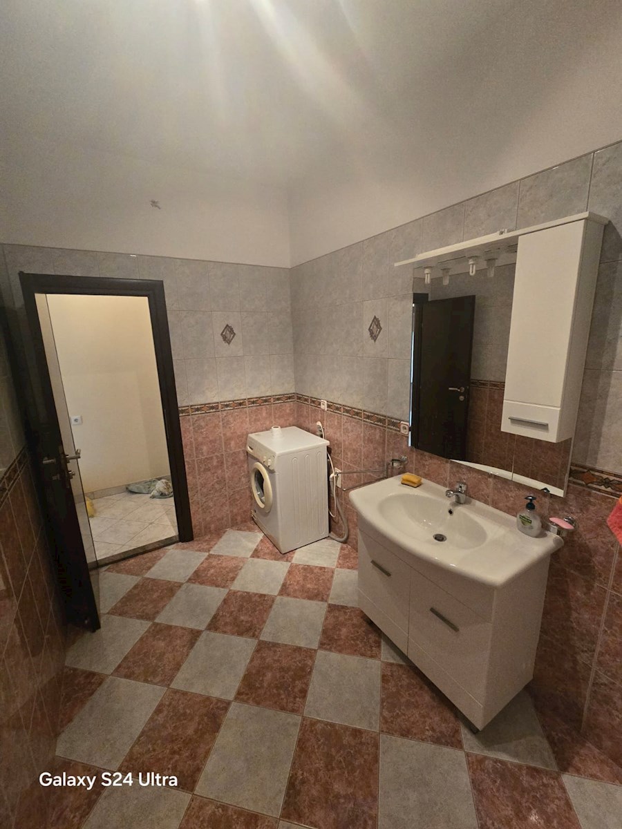 Apartmán Na prenájom - SPLITSKO-DALMATINSKA KAŠTELA