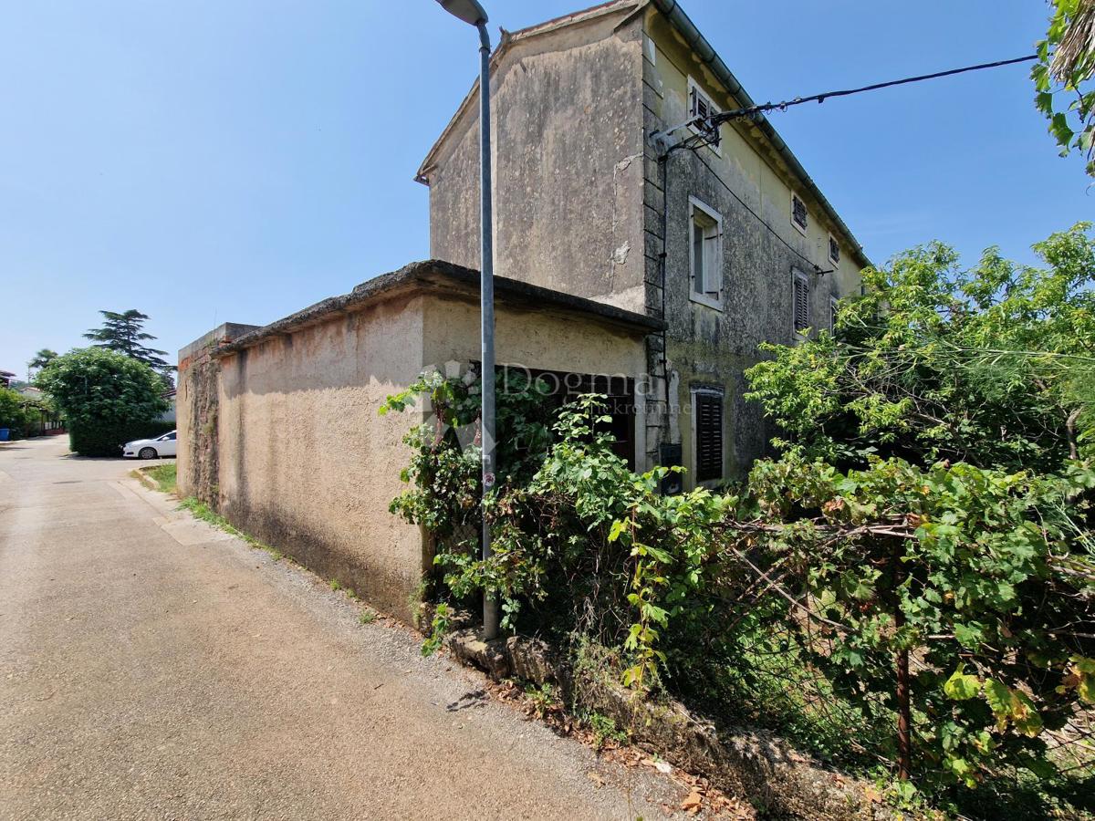 Haus Zu verkaufen - ISTARSKA NOVIGRAD