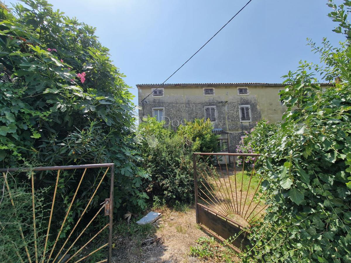 Hiša Naprodaj - ISTARSKA Novigrad
