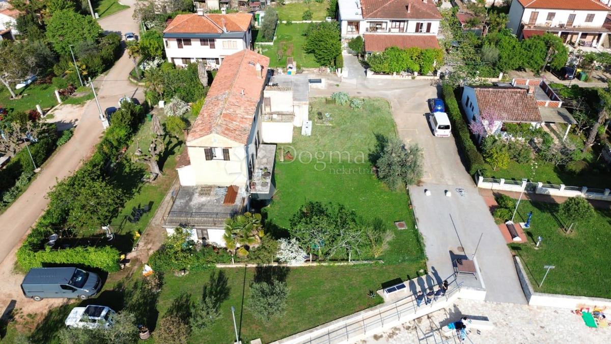 Haus Zu verkaufen - ISTARSKA NOVIGRAD