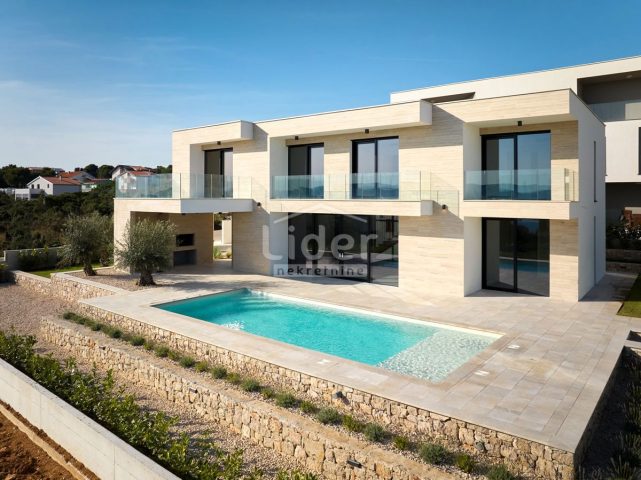Maison à vendre 263 m² – Sveti Filip I Jakov