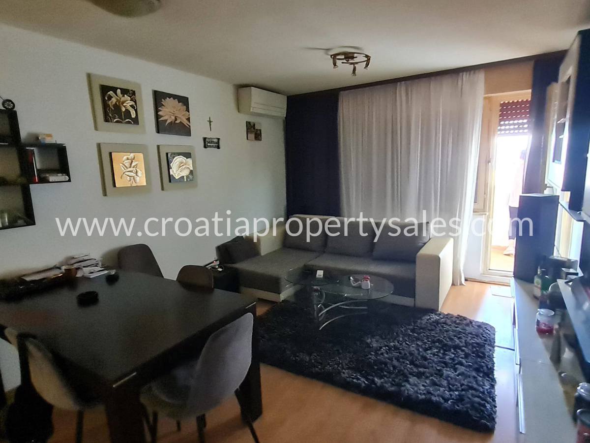 Appartement À vendre - SPLITSKO-DALMATINSKA OMIŠ