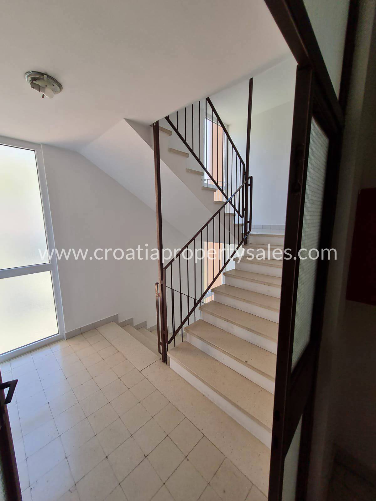 Appartement À vendre - SPLITSKO-DALMATINSKA OMIŠ