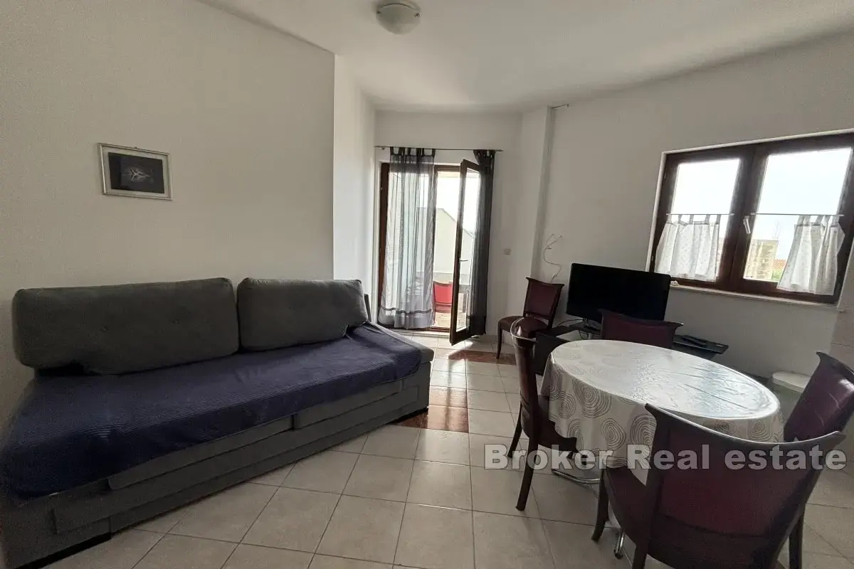 Apartment Zu verkaufen - ŠIBENSKO-KNINSKA ROGOZNICA