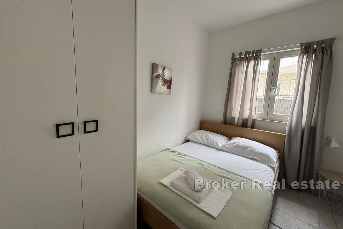 Apartment Zu verkaufen - ŠIBENSKO-KNINSKA ROGOZNICA