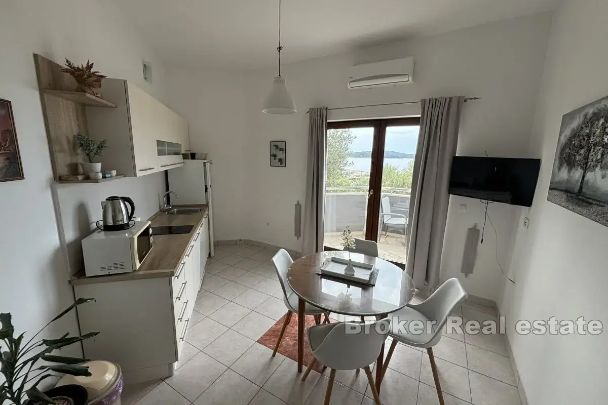 Apartment Zu verkaufen - ŠIBENSKO-KNINSKA ROGOZNICA