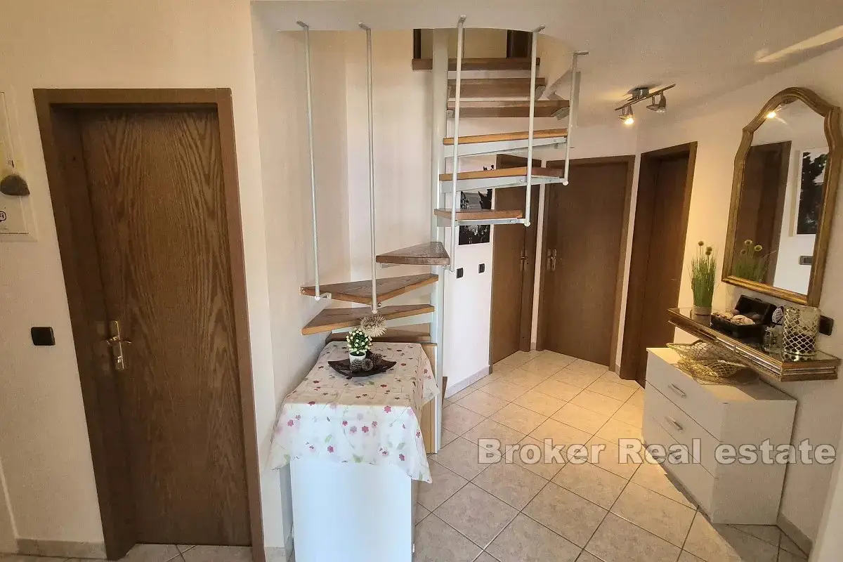 Appartement À vendre - SPLITSKO-DALMATINSKA MAKARSKA