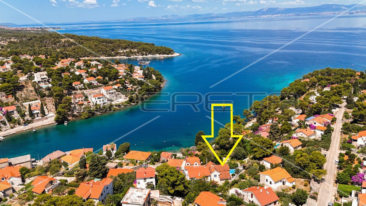 House For sale - SPLITSKO-DALMATINSKA BRAČ