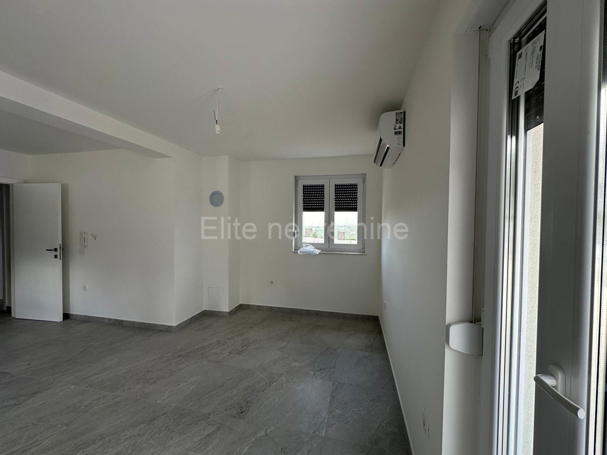 Flat For sale - PRIMORSKO-GORANSKA VIŠKOVO