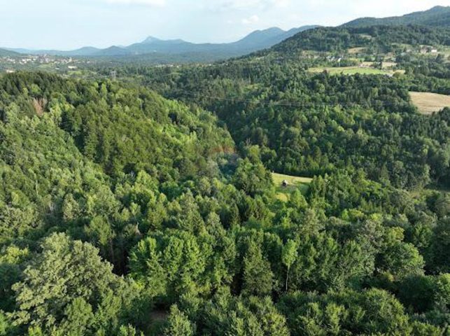 Zemljište na prodaju 1000 m² – Vrbovsko