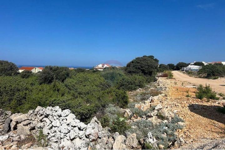 Land for sale 1223 m² – Kolan