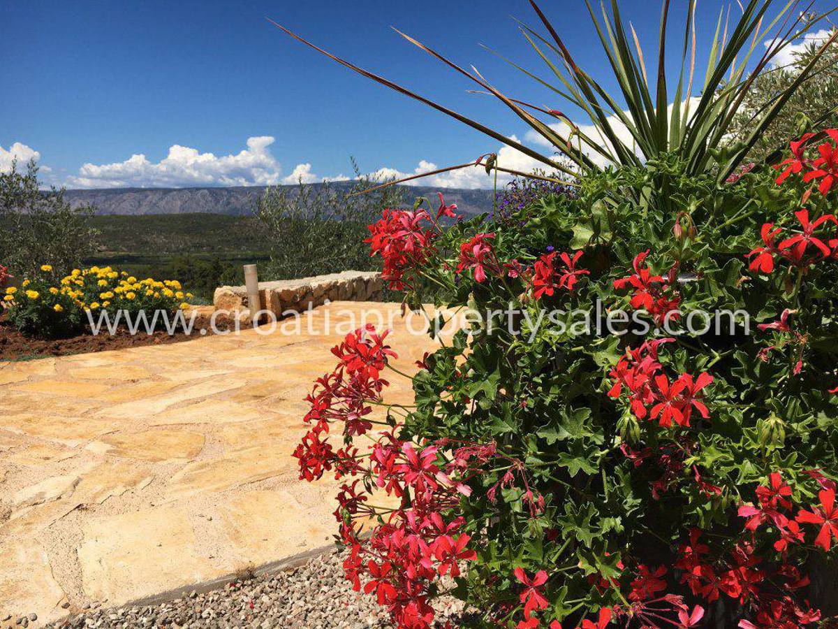 House For sale - SPLITSKO-DALMATINSKA HVAR