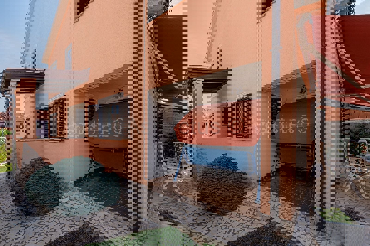 Kuća Na prodaju - ISTARSKA MEDULIN