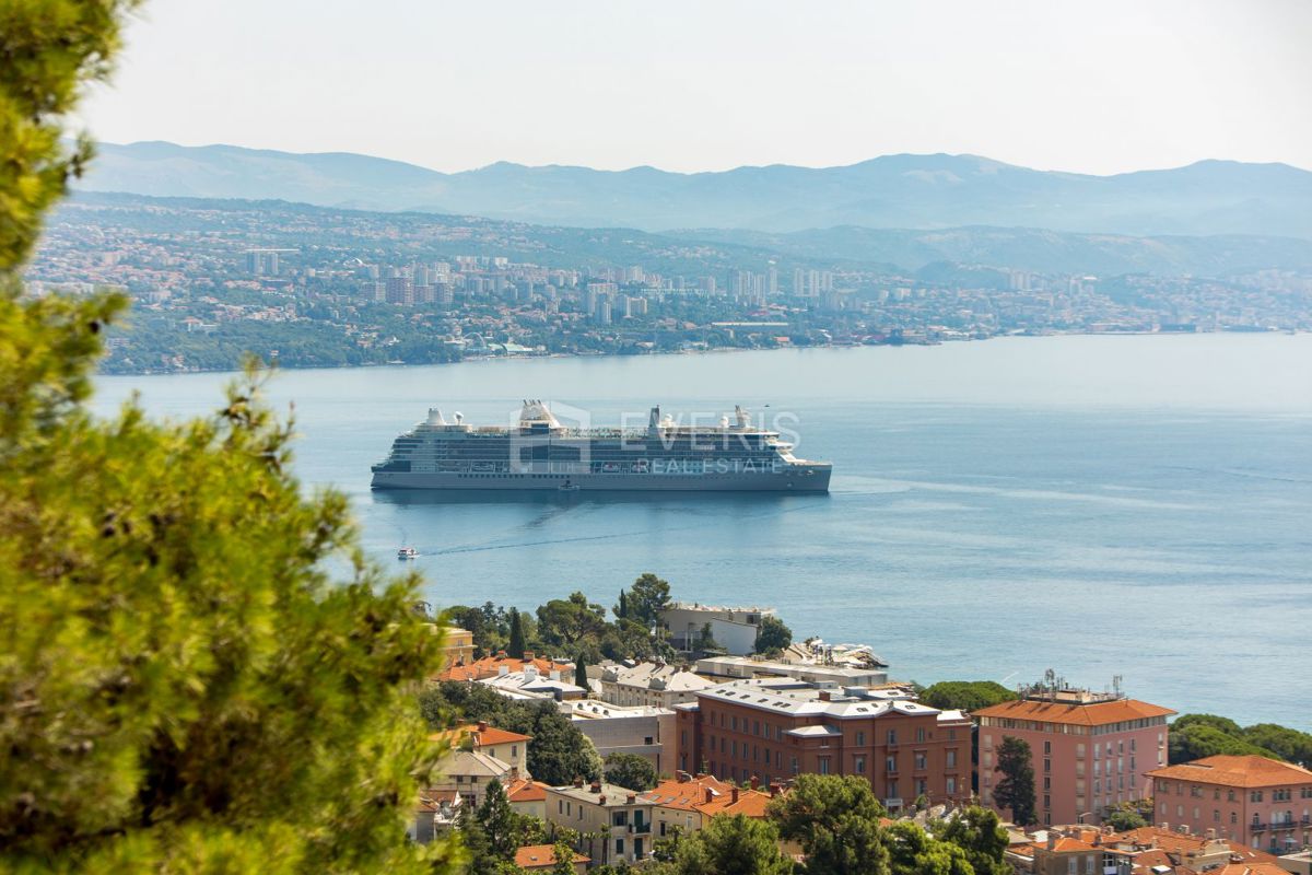 Mieszkanie Na sprzedaż - PRIMORSKO-GORANSKA OPATIJA