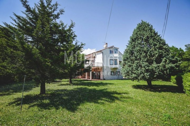 Haus zu verkaufen 285 m² – Trsat