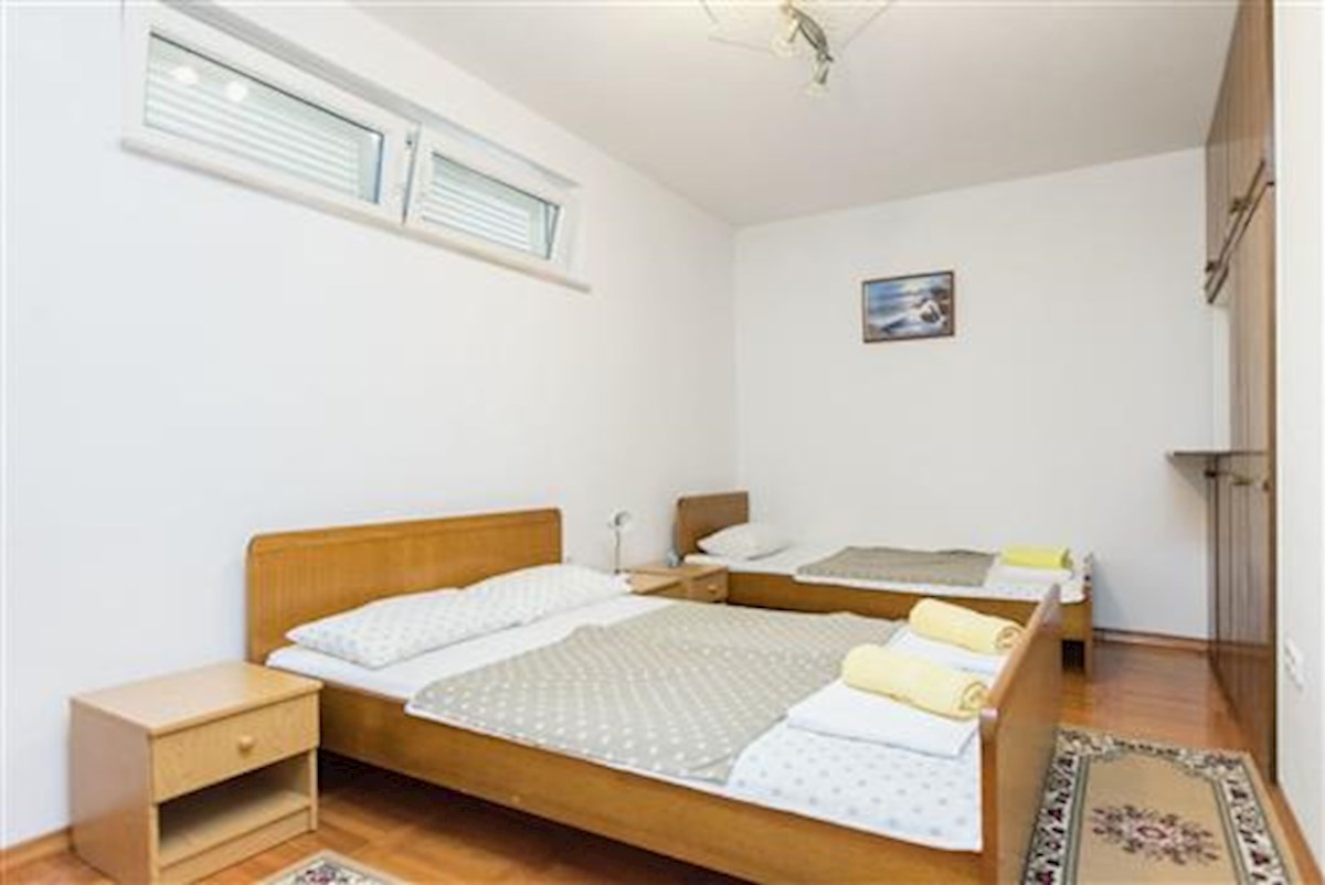 Flat For sale - ŠIBENSKO-KNINSKA ROGOZNICA