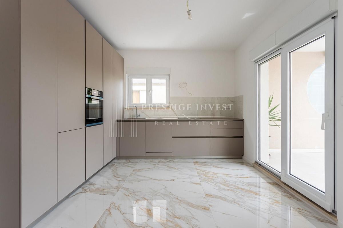 Apartmán Na prodej - SPLITSKO-DALMATINSKA PODSTRANA