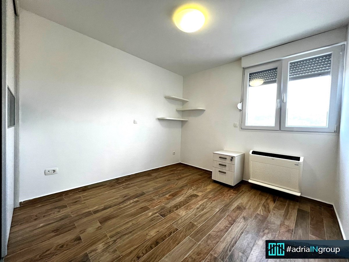 Flat For sale - SPLITSKO-DALMATINSKA DUGOPOLJE