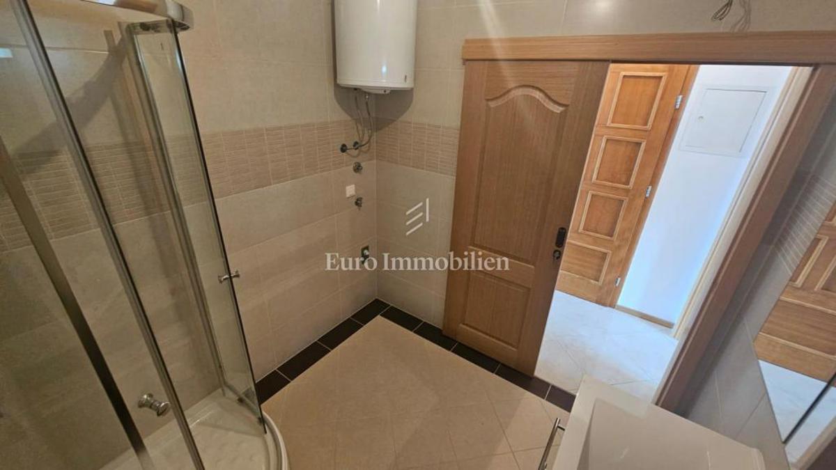 Appartement À vendre - PRIMORSKO-GORANSKA CRIKVENICA
