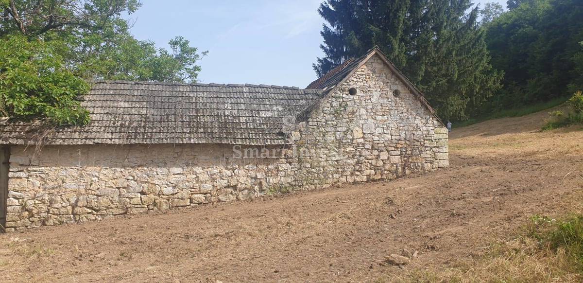 Terreno In vendita - KARLOVAČKA SLUNJ