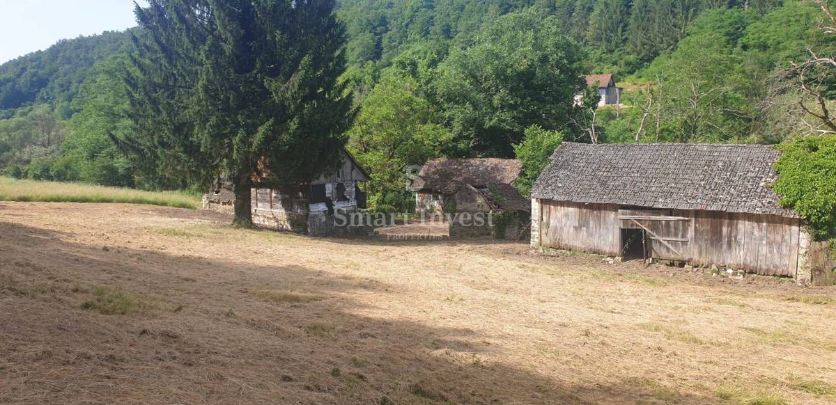 Land For sale - KARLOVAČKA SLUNJ