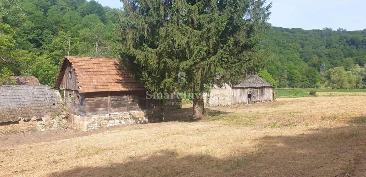 Land For sale - KARLOVAČKA SLUNJ