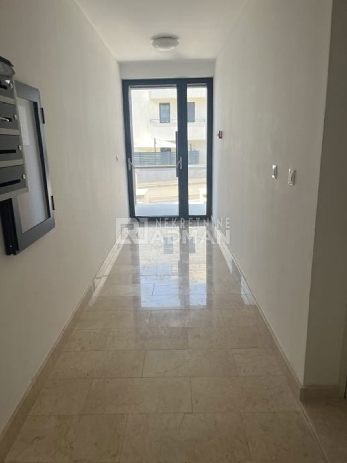 Appartement À louer - SPLITSKO-DALMATINSKA SPLIT