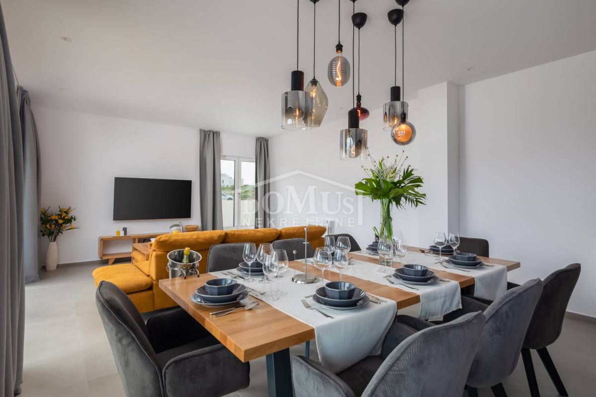 House For sale - ŠIBENSKO-KNINSKA VODICE