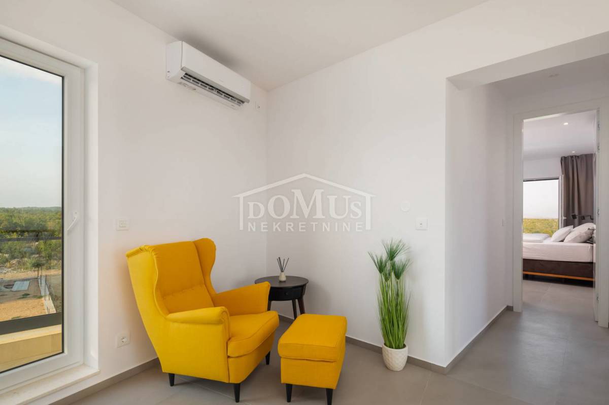 House For sale - ŠIBENSKO-KNINSKA VODICE