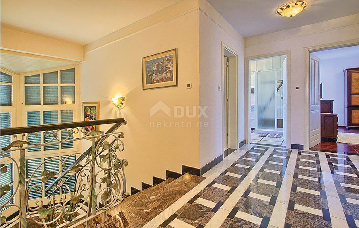 Haus Zu verkaufen - ISTARSKA POREČ