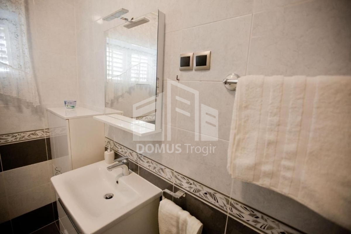 Flat For rent - SPLITSKO-DALMATINSKA TROGIR