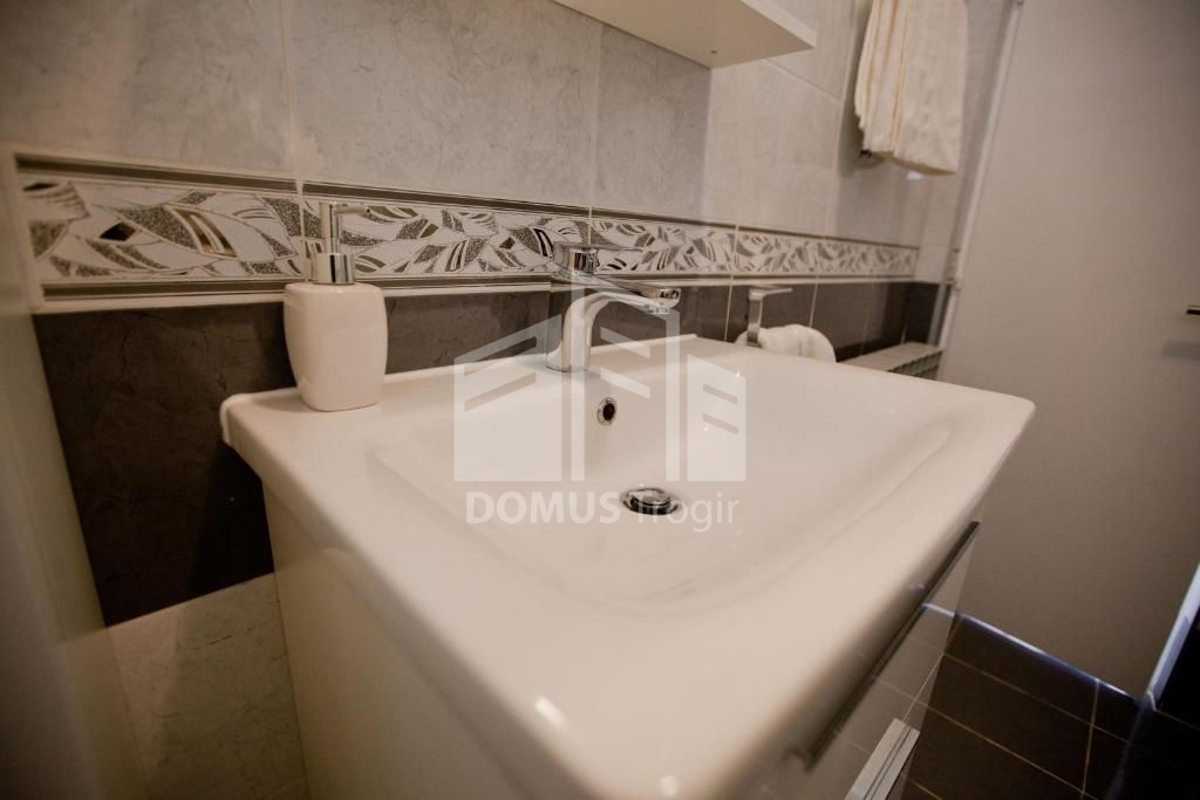 Flat For rent - SPLITSKO-DALMATINSKA TROGIR