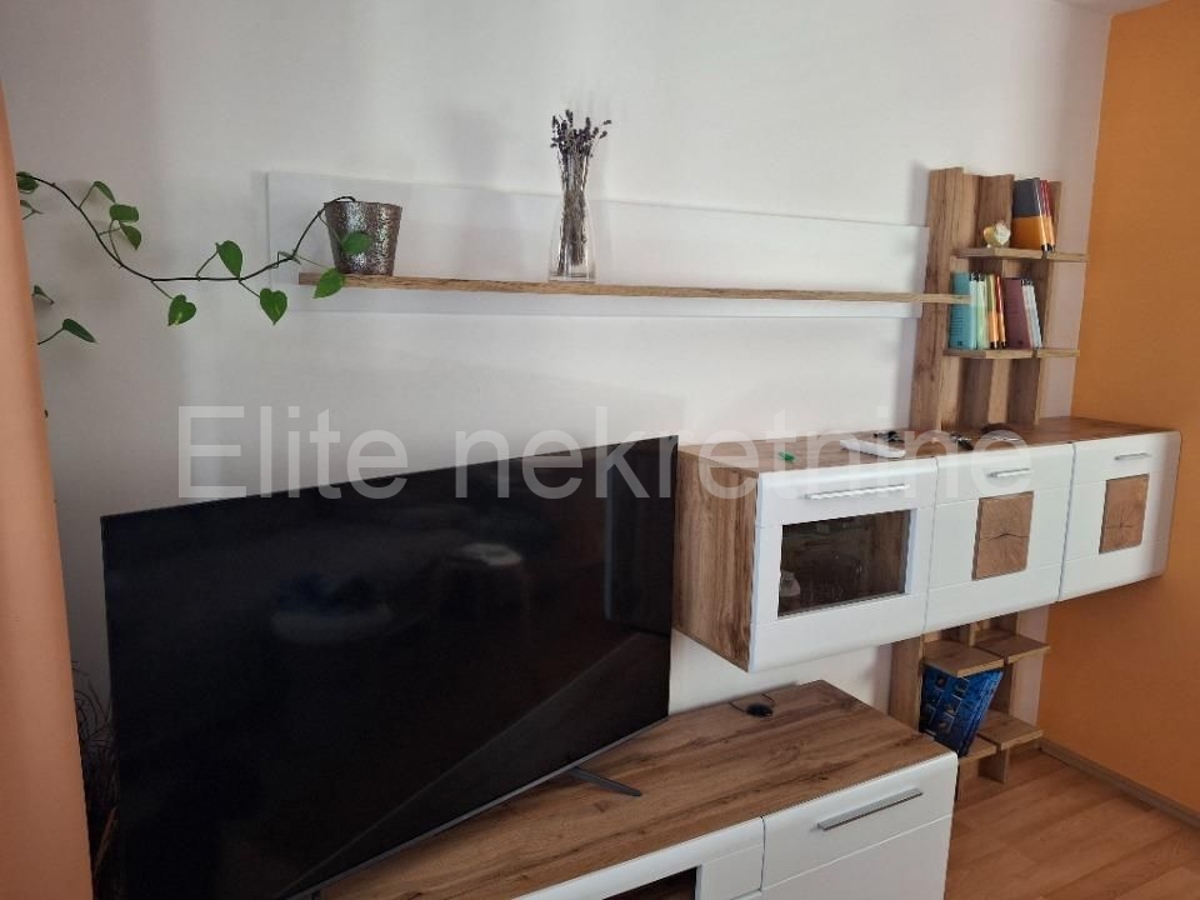 Flat For sale - LIČKO-SENJSKA SENJ