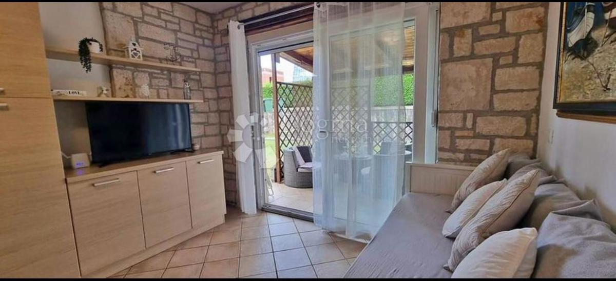 Apartmán Na predaj - ISTARSKA POREČ