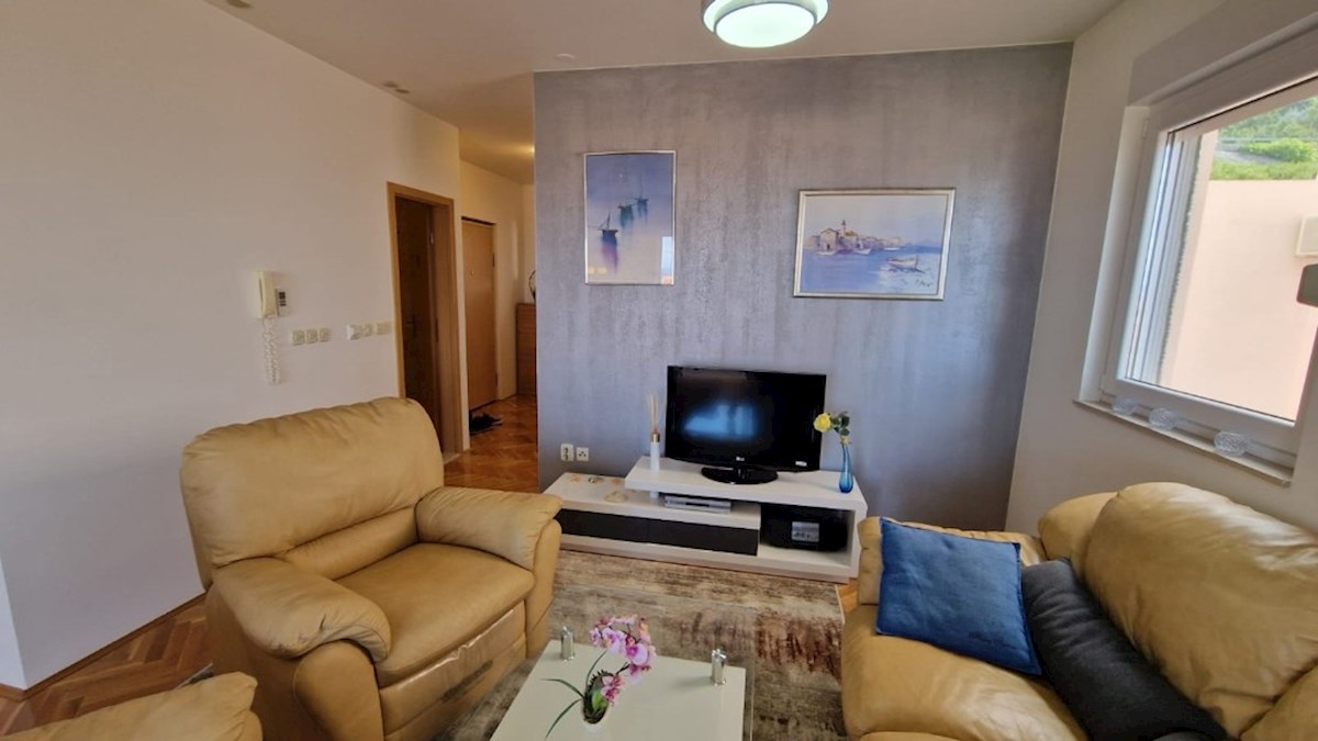 Apartmán Na predaj - SPLITSKO-DALMATINSKA BAŠKA VODA