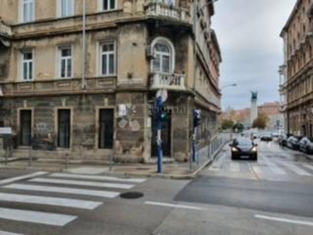 Komerčné na predaj 75 m² – Rijeka