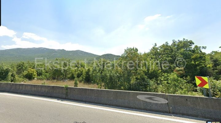 Terrain à vendre 2300 m² – Klis